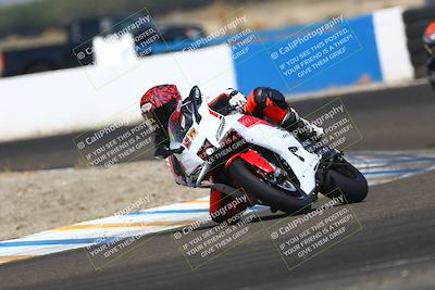 media/Sep-20-2025-TrackDaz (Sat) [[27f0cde673]]/A Group/12pm (Turn 1)/